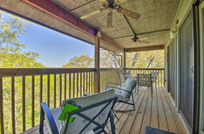 Cozy Branson Getaway about 2 Mi to Silver Dollar City!